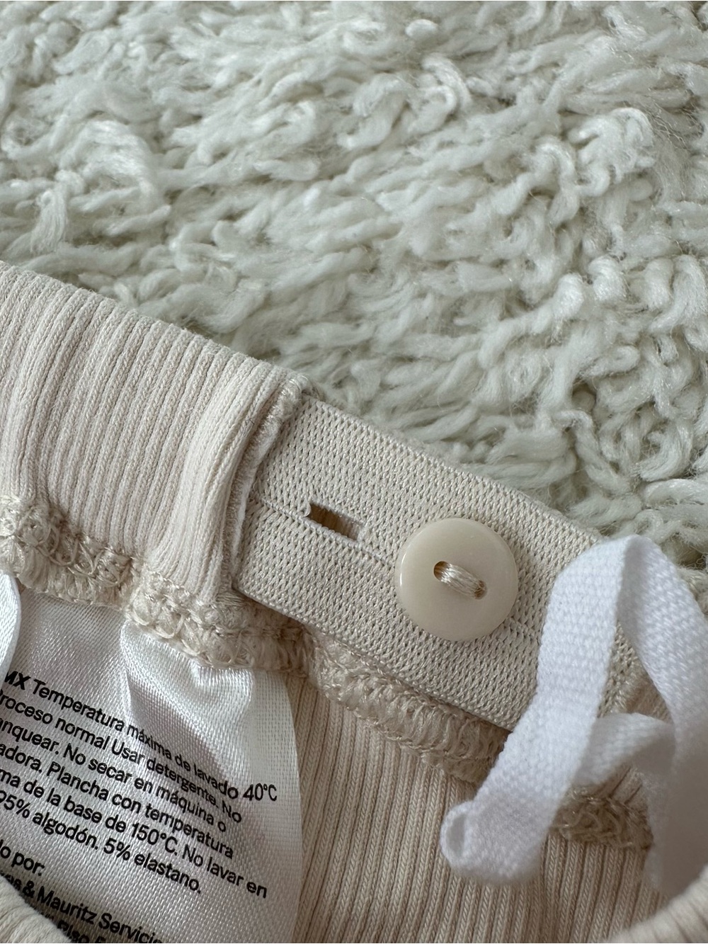 H&M Ribbed Ivory Set - Picture 4 of 8